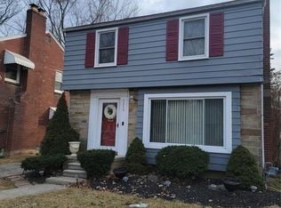 5259 Hillcrest St, Grosse Pointe, MI 48236