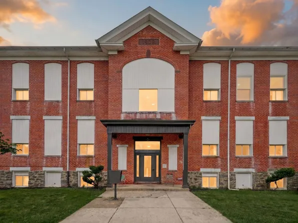 7 Adams St, 7 Adams St APT 5, Enola, PA 17025