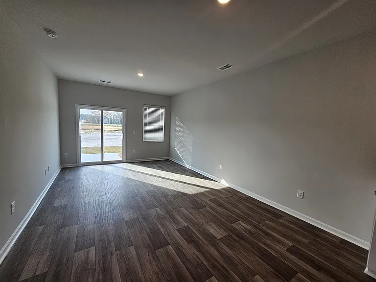 2096 Wild Indigo Cir NW — Photo 8