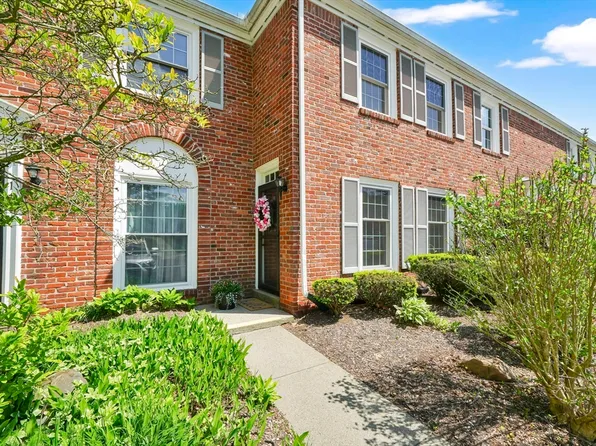 148 Jamestown Dr #148, Springfield, MA 01108