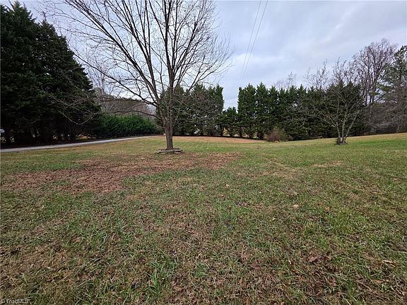 5th image of 507 Liberty Ln