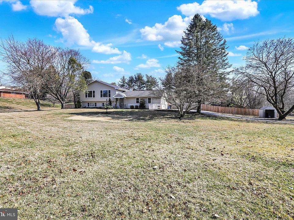 1st image of 302 S Tulpehocken Rd