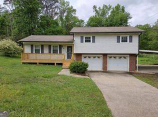 14 Pine Valley Dr, Powder Springs, GA 30127