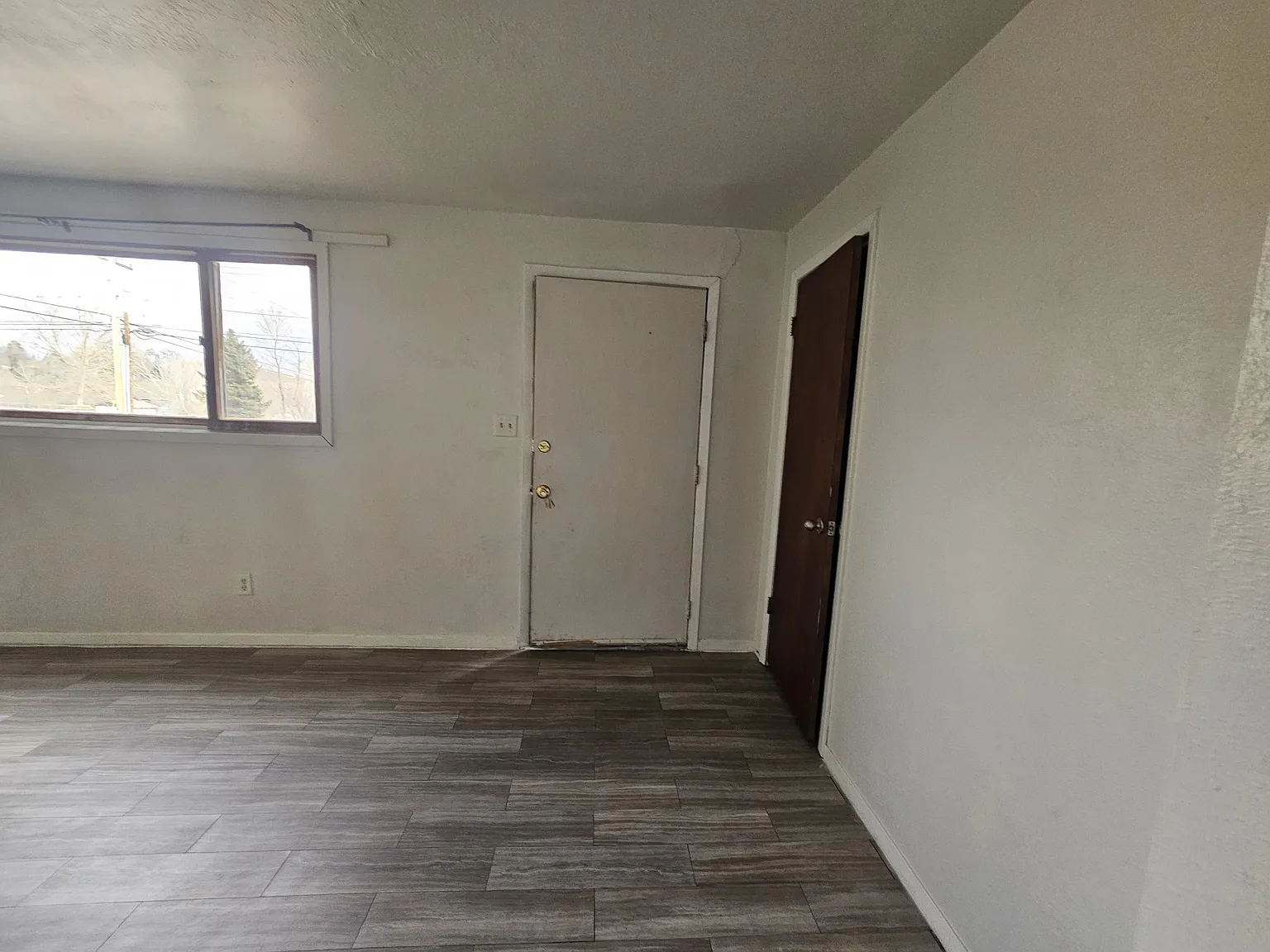 2 bed, 865 sqft, $900 — Photo 3