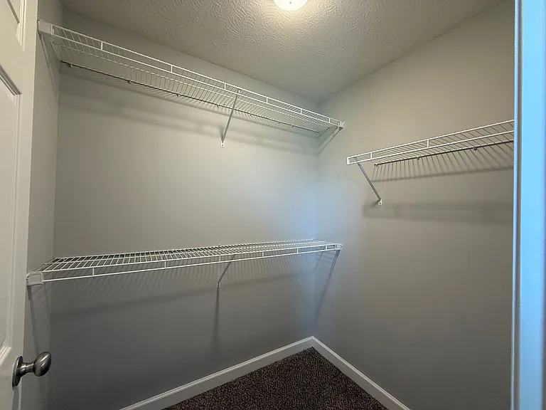 225 Moss View St — Photo 11