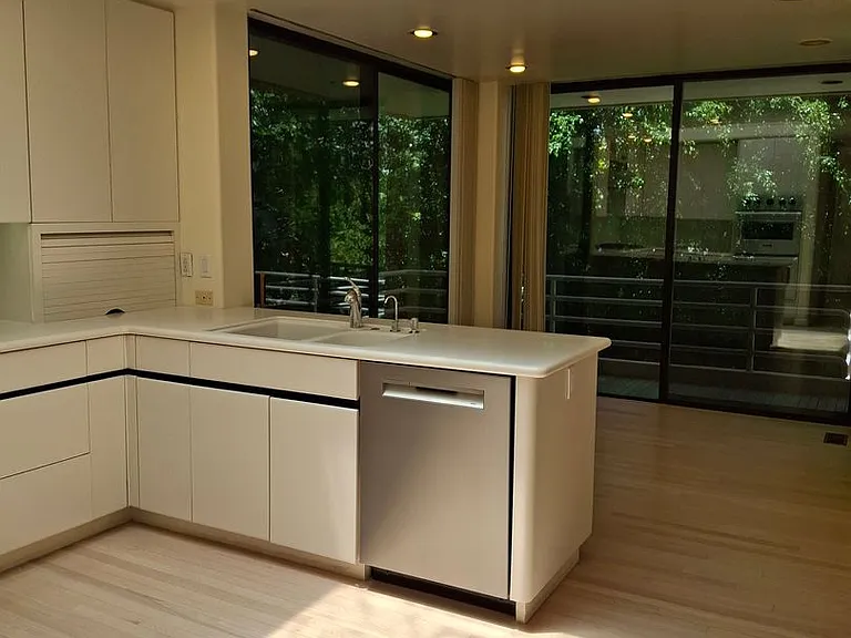 1348 Rhoda Dr — Photo 13