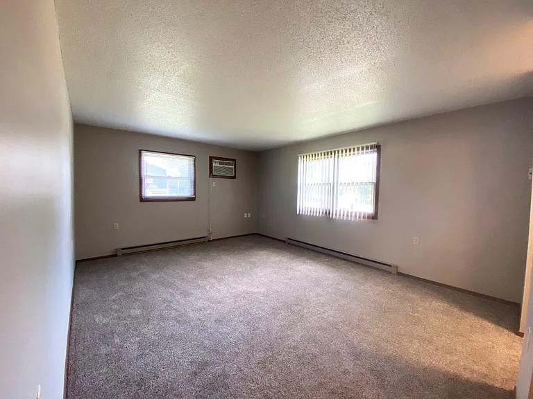 Bluestem Apartments — Photo 5
