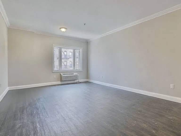 3611 Park Ave #303 — Photo 12