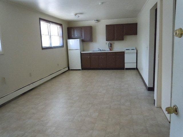 2nd image of 203 Waterford St APT C4