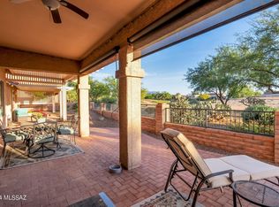 1996 E Longspur Pl, Green Valley, AZ 85614