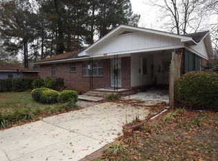 901 Hawk St, Albertville, AL 35950