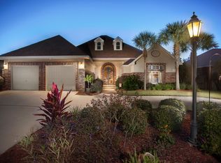 2017 Grayson Dr, Navarre, FL 32566