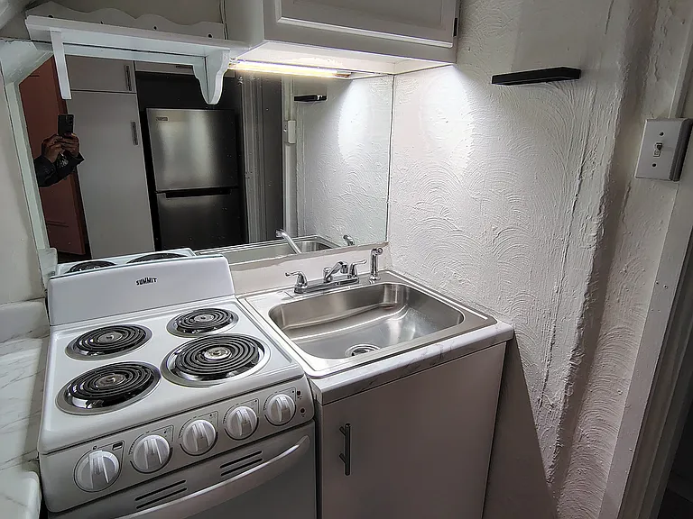 Francesca Apartments — Photo 55