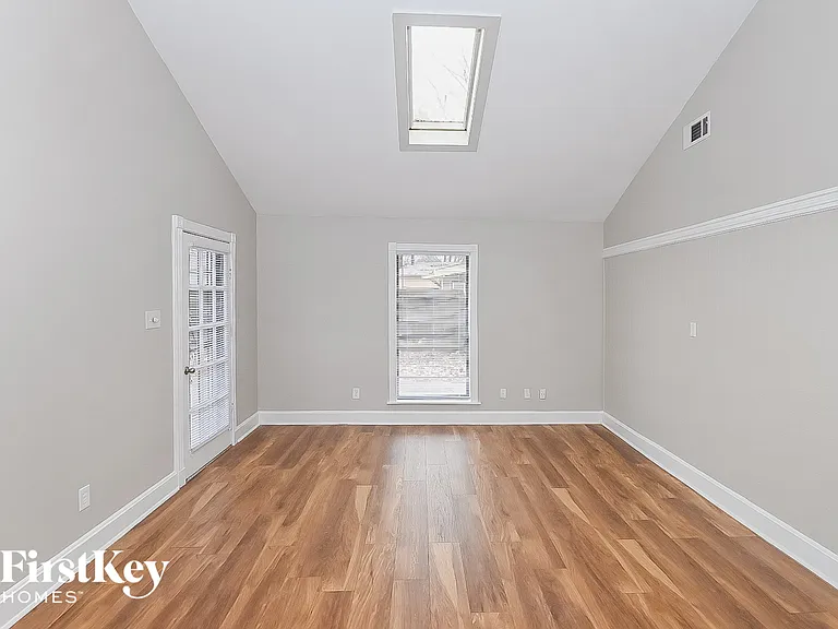 5442 Blackwell Rd — Photo 7