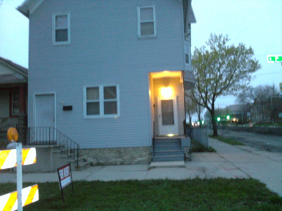 1st image of 2245 N 1st St
