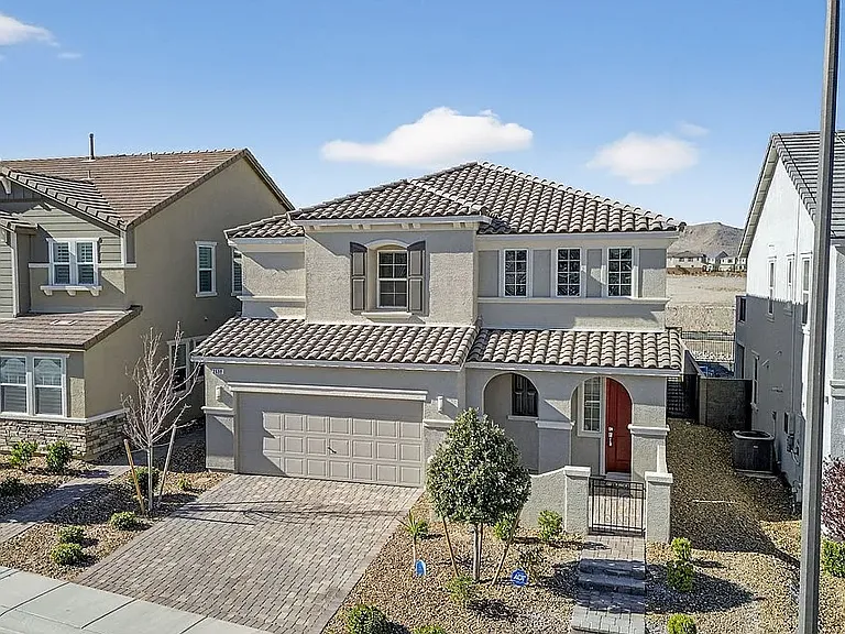 2599 Tolmezzo St — Photo 3