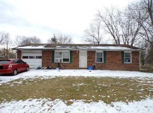 423 Gray St, Hanover, IN 47243
