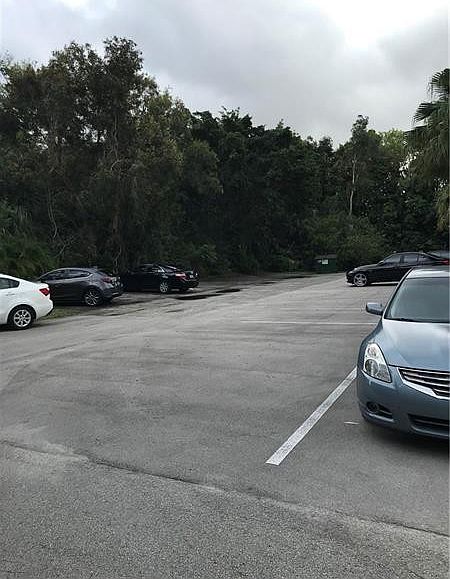 1st image of 400 SW 148th Avenue