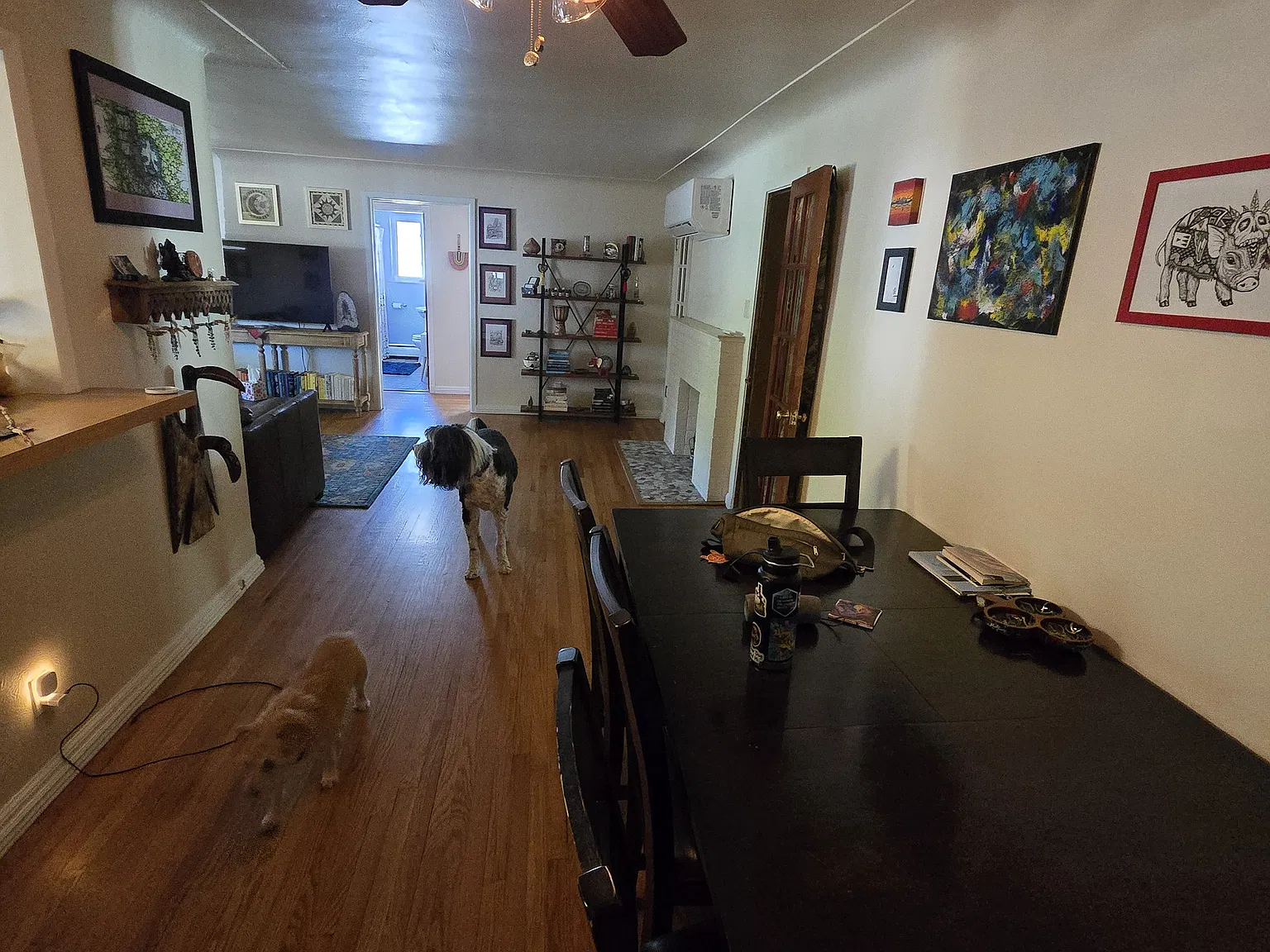 3 bed, 1.5 bath, 2200 sqft, $1,100 — Photo 2