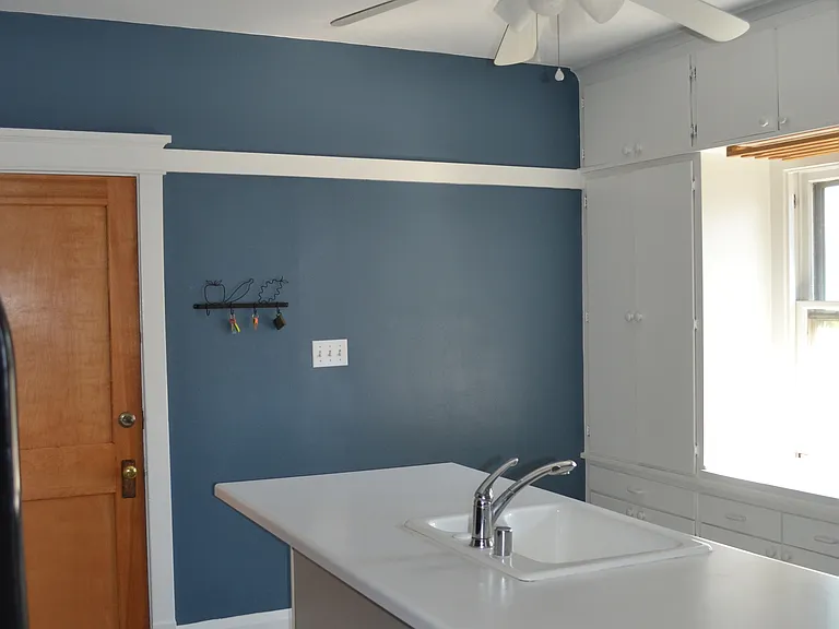 3942 N Farwell Ave — Photo 11