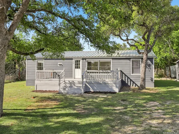 174 Buckhorn, Canyon Lake, TX 78133