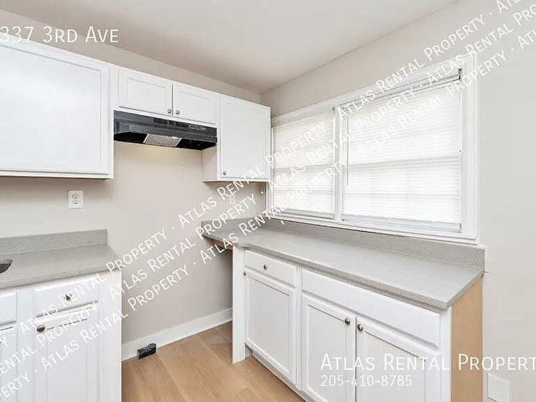 9337 3rd Ave — Photo 9