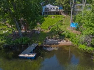 8 Glimmer Gln, East Haddam, CT 06423