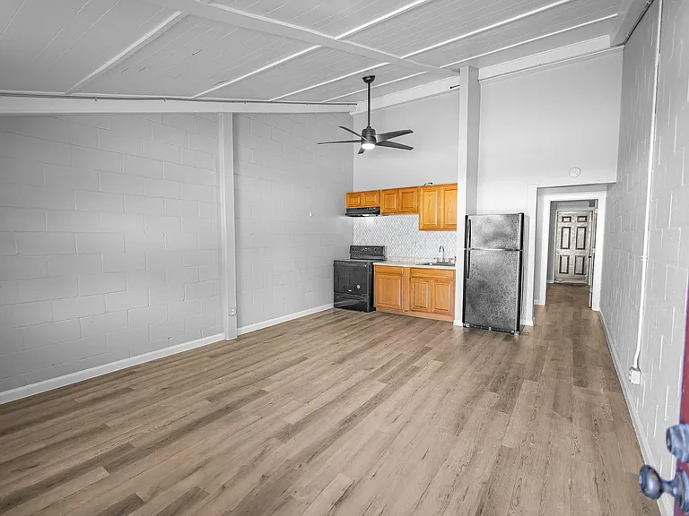 1315 Alliance St #2 — Photo 1