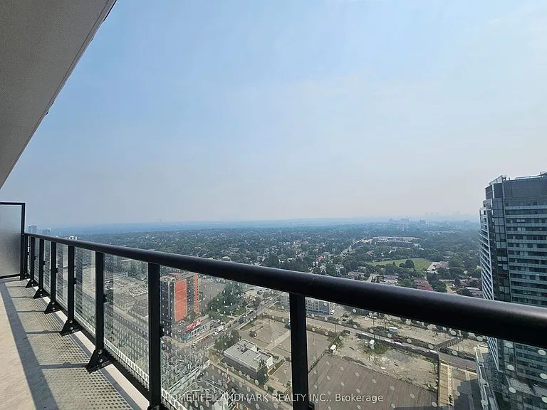 5858 Yonge St #Penthouse 11 — Photo 12