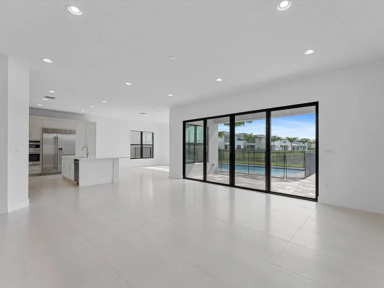 20062 Hirono Ln — Photo 16