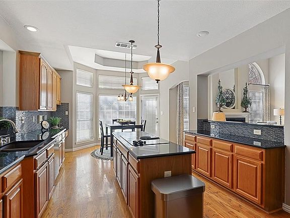 3rd image of 8512 Bradford Dr