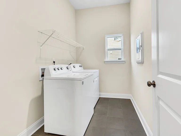 3036 Wiltshire Park Pl — Photo 16