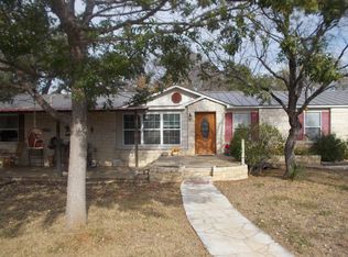 106 Offer Ln, Llano, TX 78643