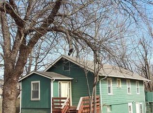 410 N Olathe View Rd, Olathe, KS 66061