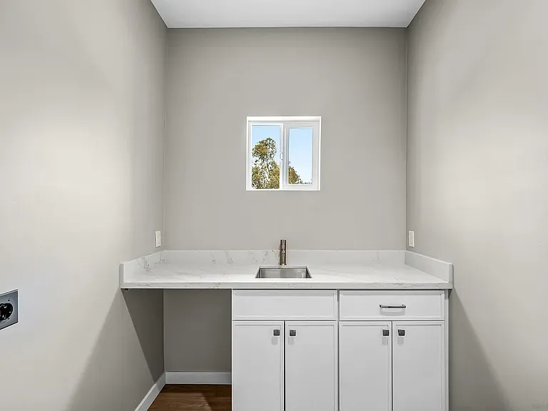 3915 Rojo Tierra Rd — Photo 12
