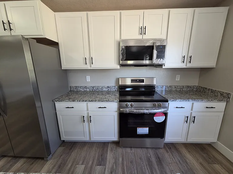 235 Lansing St #2 — Photo 4