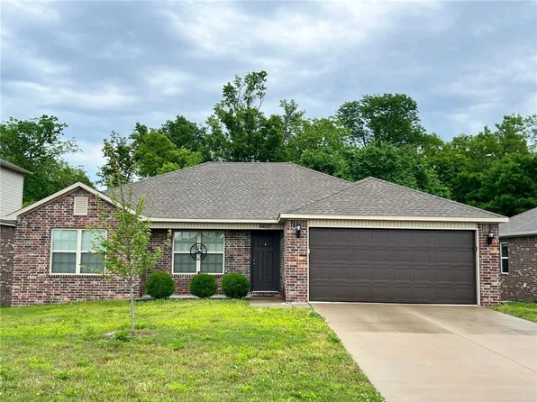 6607 Chestnut Hill Rd, Bentonville, AR 72713
