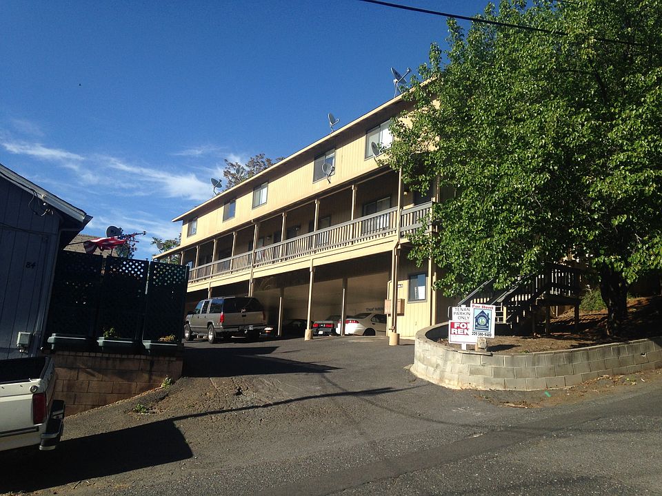1st image of 250 Barretta St APT 1