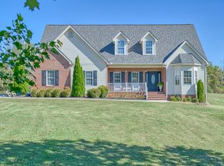 908 River Bend Dr, Cookeville, TN 38506