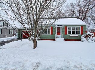 5 Brown St, Lewiston, ME 04240