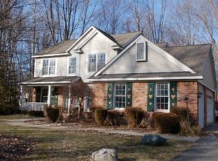 31066 Pembroke St, Livonia, MI 48152