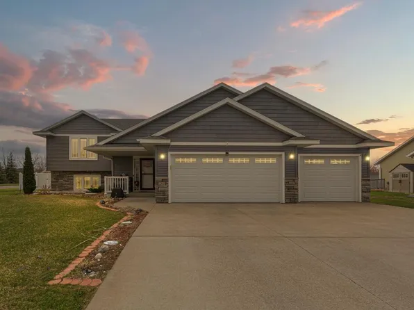 1301 Brentwood Cir, Faribault, MN 55021