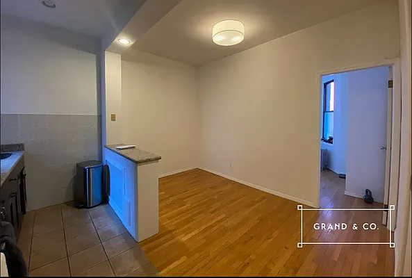 Rented by Grand & Co. | media 5