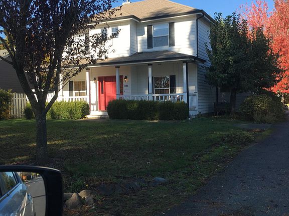 beautiful Enumclaw home