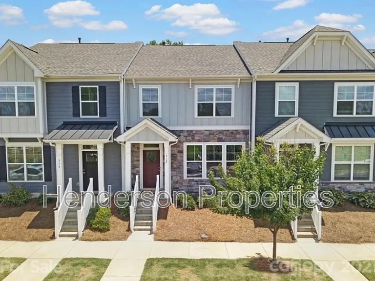 512 Laurel Walk Ln — Photo 2