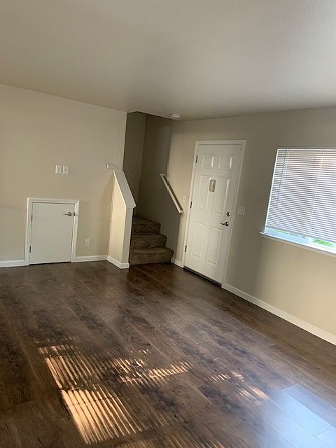 1st image of 1462 Manzanita Ave APT 8