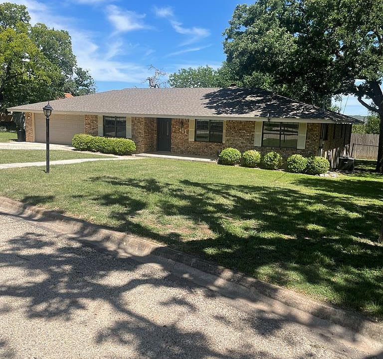 1st image of 111 Wild Timber Dr
