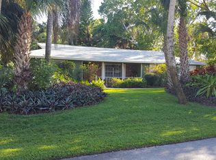 3925 7th St, Vero Beach, FL 32968
