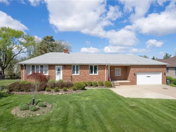 9298 York Rd, North Royalton, OH 44133