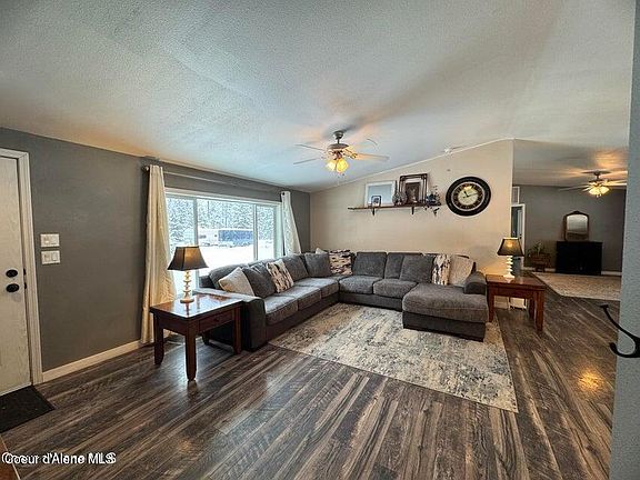 5th image of 4062 W Seasons Rd